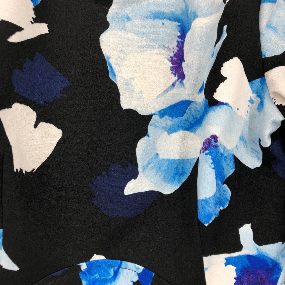 Maggy London Black & Blue Floral Midi Dress | Versatile for All Seasons - Picture 4 of 5